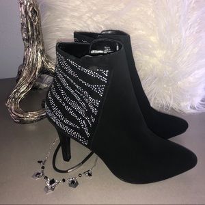 Me Too Embellished Heeled Booties